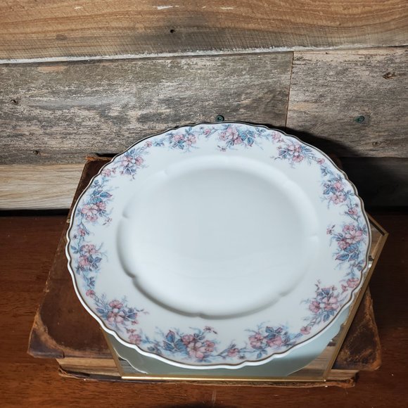 Valence by Porcelaine de Limoges France Dinner Plate - 1960's - Picture 5 of 5